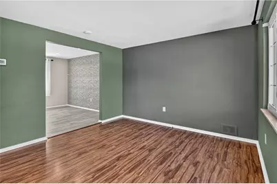 2339 Walton Ave, Pittsburgh, PA 15210 - Photo 10