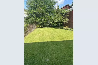 1424 McFarland Rd, Pittsburgh, PA 15216 - Photo 2