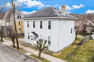 130 W Lincoln St, Franklin Township, PA 15370 - Photo 2