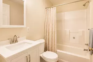 564 Lougeay Rd, Pittsburgh, PA 15235 - Photo 12