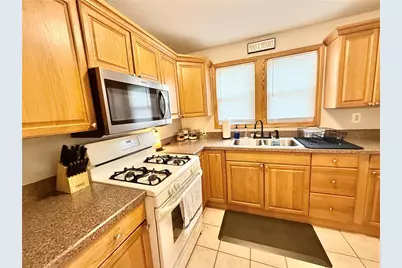 935 Hazel St, New Castle, PA 16101 - Photo 10