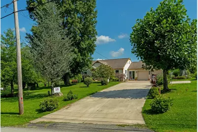 167 Oglevee Ln, Dunbar Township, PA 15425 - Photo 4
