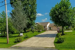 167 Oglevee Ln, Dunbar Township, PA 15425 - Photo 4