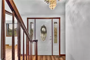 123 Maryland Pl, Jeannette, PA 15644 - Photo 12