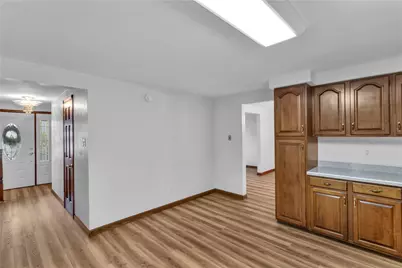 123 Maryland Place, Jeannette, PA 15644 - Photo 16