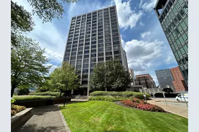 112 Washington Place #17E, Pittsburgh, PA 15219 - Photo 2