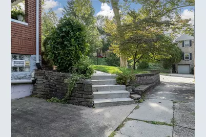 320 Morrison Dr., Pittsburgh, PA 15216 - Photo 28