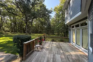 116 Sturbridge Ln, Adams Township, PA 16033 - Photo 10