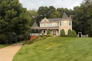 116 Sturbridge Ln, Adams Township, PA 16033 - Photo 1