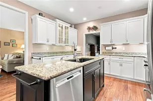 5015 Prides Ct, Murrysville, PA 15668 - Photo 6