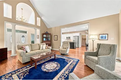 5015 Prides Court, Murrysville, PA 15668 - Photo 4
