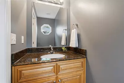 310 Creekview Ln, Oakdale, PA 15071 - Photo 12
