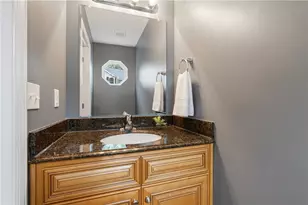310 Creekview Ln, Oakdale, PA 15071 - Photo 12