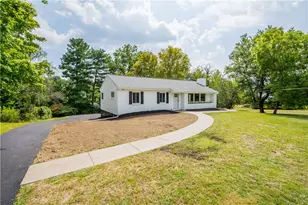 207 Grandview Dr, Peters Township, PA 15317 - Photo 4