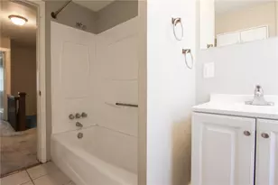 323 Main St, Pittsburgh, PA 15201 - Photo 12