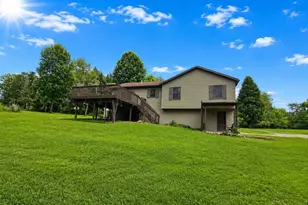 1018 Blackleggs Rd, Conemaugh-Yough Townships, PA 15681 - Photo 10