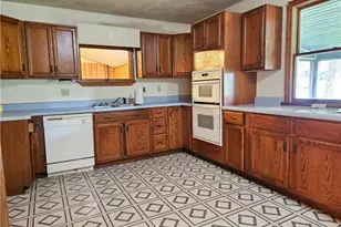 207 Calico Rd, West Sunbury, PA 16061 - Photo 6