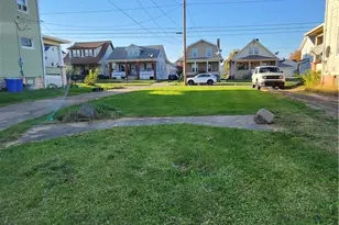 1012 Adams St, New Castle, PA 16101 - Photo 8