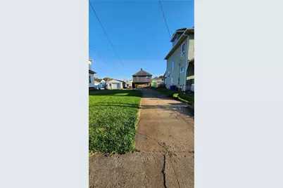 1012 Adams St, New Castle, PA 16101 - Photo 10