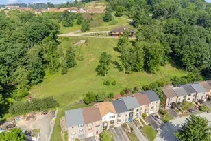 103 Crosswinds Ln, Murrysville, PA 15668 - Photo 4