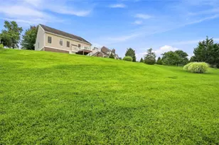 1249 Snee Dr, South Park, PA 15236 - Photo 40