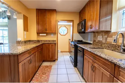 1130 Downlook St, Pittsburgh, PA 15201 - Photo 8