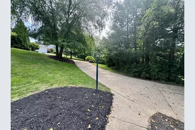 103 Highland Dr, Peters Township, PA 15317 - Photo 4