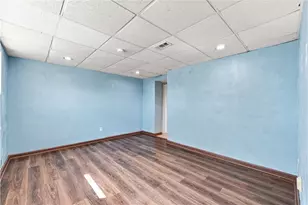 417 Garden City Dr, Monroeville, PA 15146 - Photo 22
