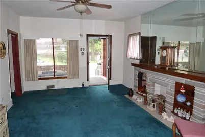 1250 Goe Ave, Pittsburgh, PA 15212 - Photo 4
