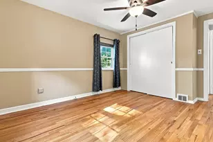 60 Iroquois Dr, Pittsburgh, PA 15228 - Photo 16