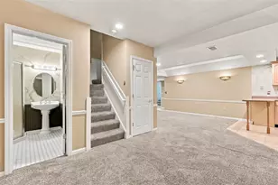 122 Radcliff Dr, Ross Twp, PA 15237 - Photo 36