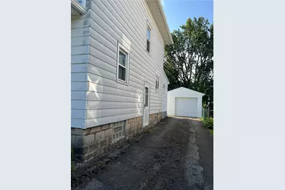 10 E Garfield Ave, New Castle, PA 16105 - Photo 16