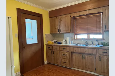 10 E Garfield Ave, New Castle, PA 16105 - Photo 6