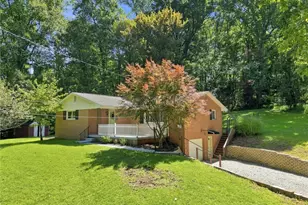 110 Cooper Rd, Nottingham, PA 15367 - Photo 2