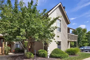 1266 Norberry Ct, Cranberry Township, PA 16066 - Photo 2