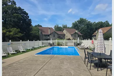 1266 Norberry Ct #21, Cranberry Township, PA 16066 - Photo 4