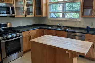1705 Waterleaf Dr, Pittsburgh, PA 15143 - Photo 14