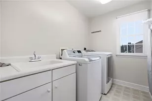 3040 Thomas Jefferson Dr, Jefferson Hills, PA 15025 - Photo 32