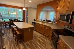 3040 Thomas Jefferson Dr, Jefferson Hills, PA 15025 - Photo 8