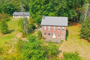 828 Brownhome Rd, Scott Township, PA 16101 - Photo 4