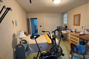 828 Brownhome Rd, Scott Township, PA 16101 - Photo 28