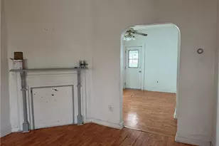 105 18th St, Vandergrift, PA 15690 - Photo 8