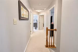 8315 Reagan Dr, Pittsburgh, PA 15237 - Photo 18