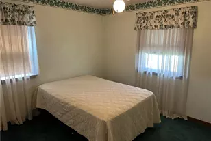 1109 Holmes St, McKees Rocks, PA 15136 - Photo 4