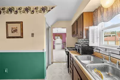 1109 Holmes St, McKees Rocks, PA 15136 - Photo 16