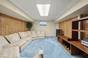 1109 Holmes St, McKees Rocks, PA 15136 - Photo 40