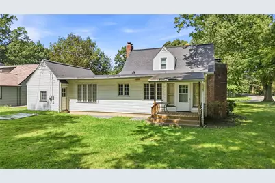 1628 McDowell St, Sharon, PA 16146 - Photo 8
