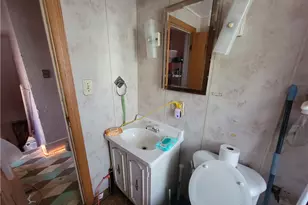 1023 Raspberry St, Erie City, PA 16502 - Photo 34
