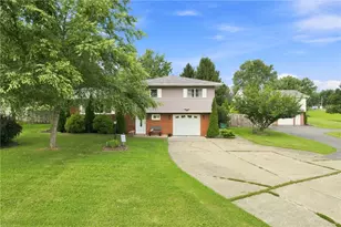 1242 Butler Rd, East Franklin Township, PA 16262 - Photo 6