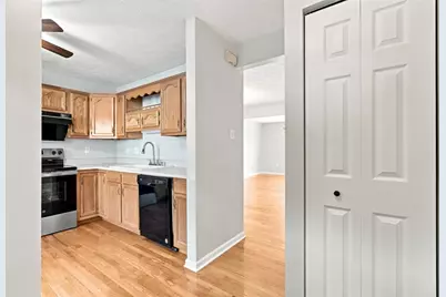 3033 Estate Dr, North Fayette, PA 15071 - Photo 4
